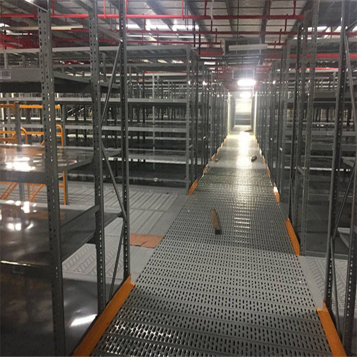 鉄鋼工業メザンライン床 床 積載 300-1000kg/平方メートル 汎用的な貯蔵オプション