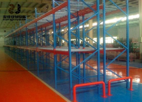 鋼 Q235 / Q345 レベルあたり最大4500kg パワーコーティングパレットラッキングシステム