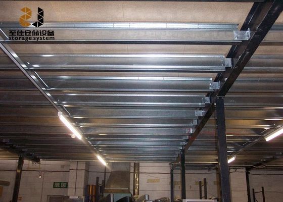 鉄鋼Q235 / 245 工業用メザンリン床 エポキシ粉末塗装
