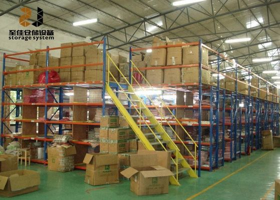 ボルトなし/リベット棚 産業用メザンライン床 表面 滑らか 2m 高さ
