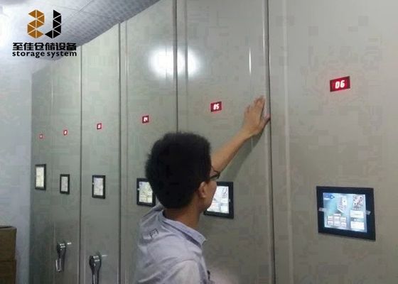 3点鍵ロック モバイルシェルフシステム / 高密度貯蔵システム