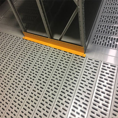 鉄鋼工業メザンライン床 床 積載 300-1000kg/平方メートル 汎用的な貯蔵オプション